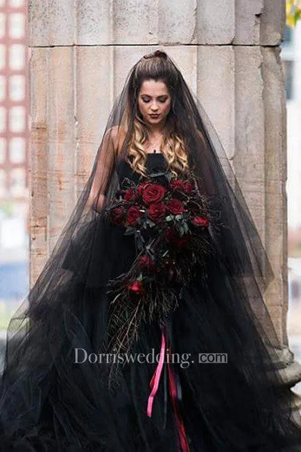 2018 Latest Black Ethereal Puffy Long Wedding Veil