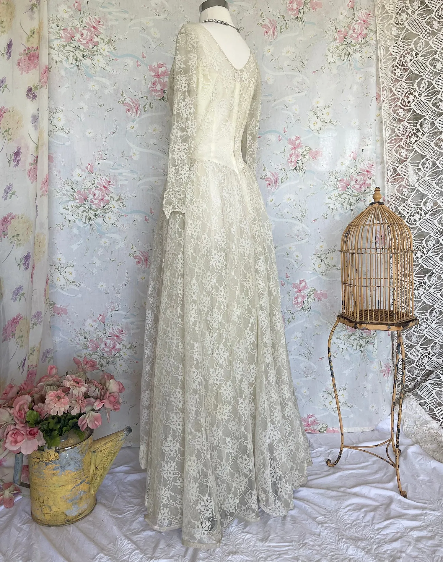 50s Ivory Lace Wedding Dress