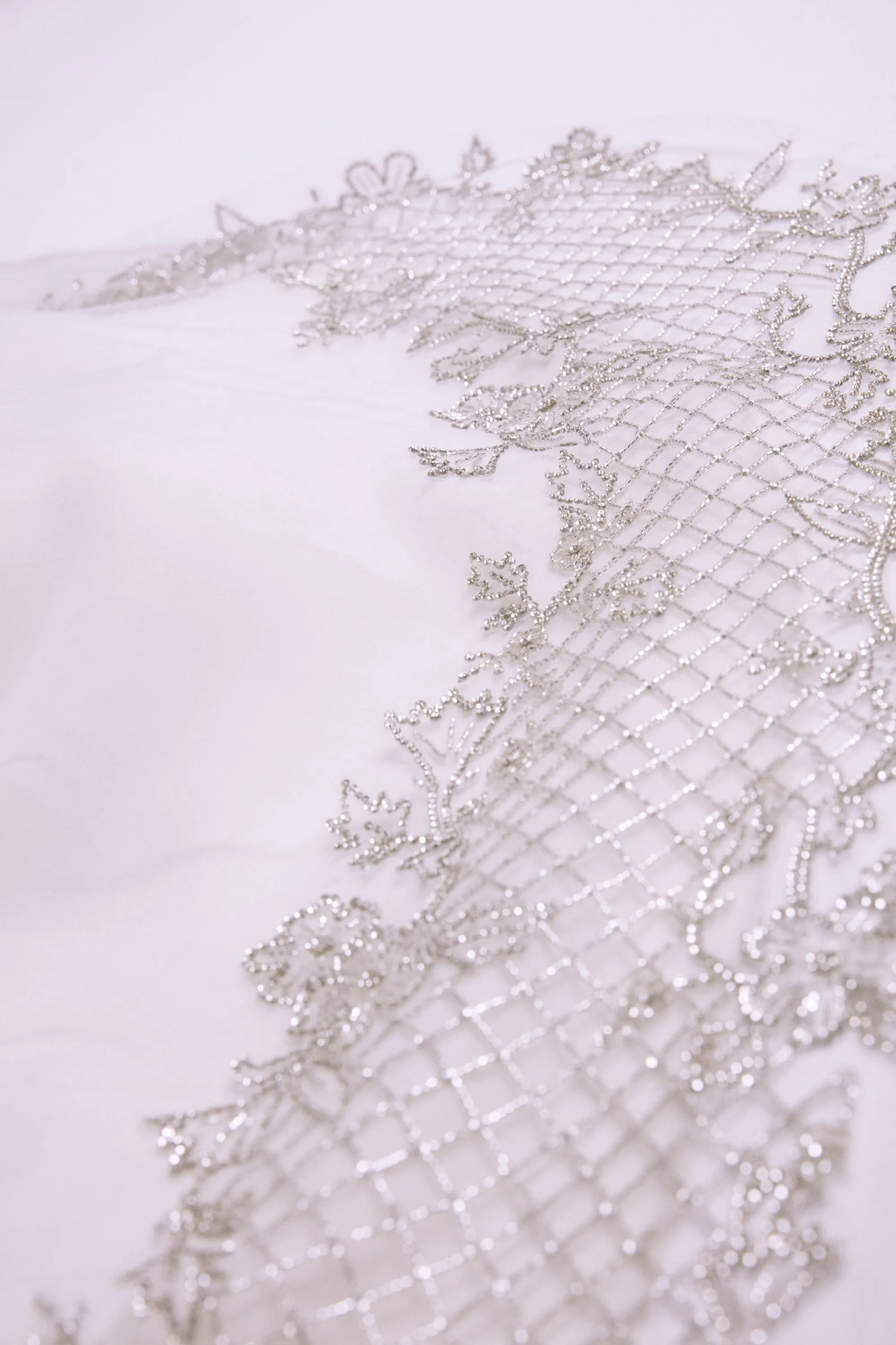 AVA816 - Hand Beaded Veil