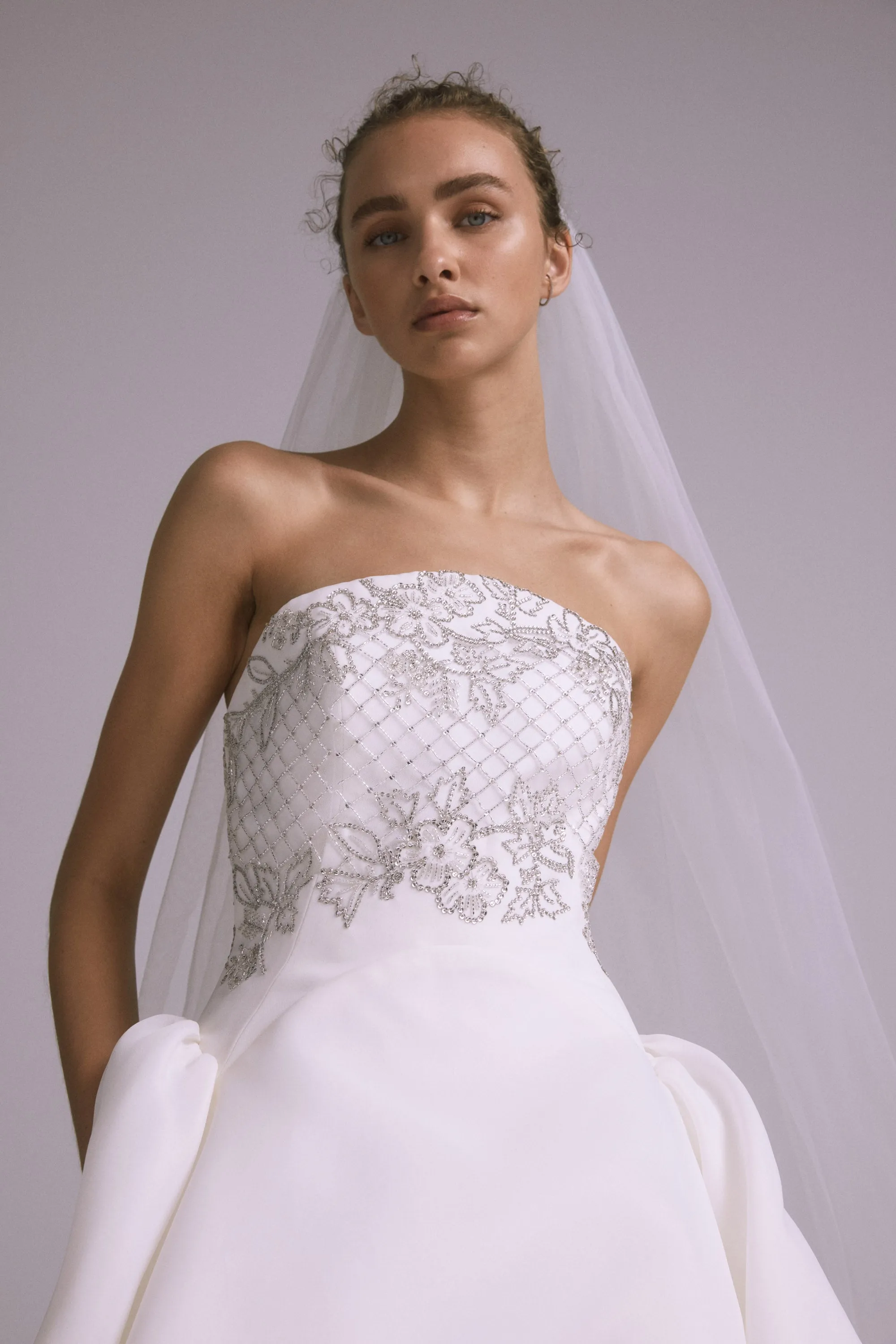 AVA816 - Hand Beaded Veil