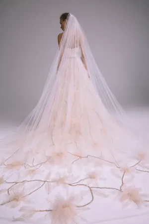 AVM744 - Hand Beaded Floral Veil AVM744 - Hand Beaded Floral Veil