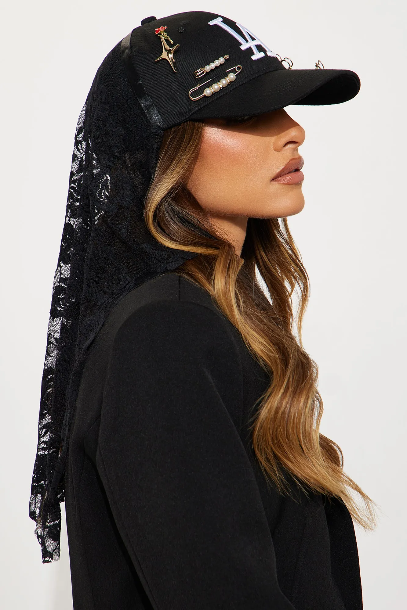 Beauty Of The City Baseball Hat - Black