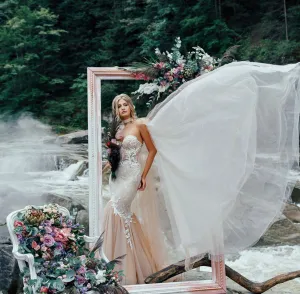 Bewitching Rose White Wedding Dress