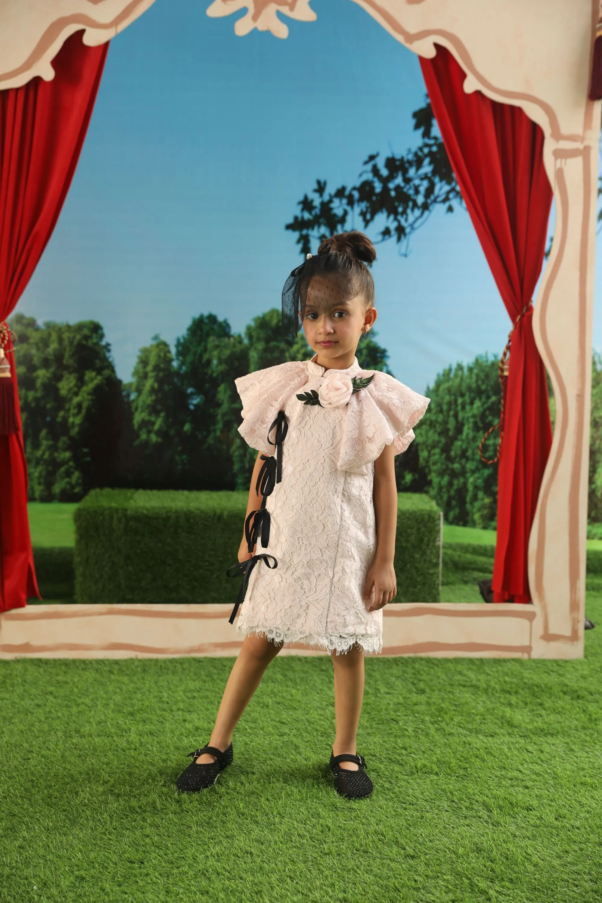 Black Bow Dot Mesh Clip