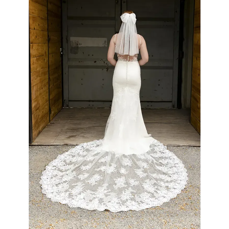 Bridal Veil V2297SF