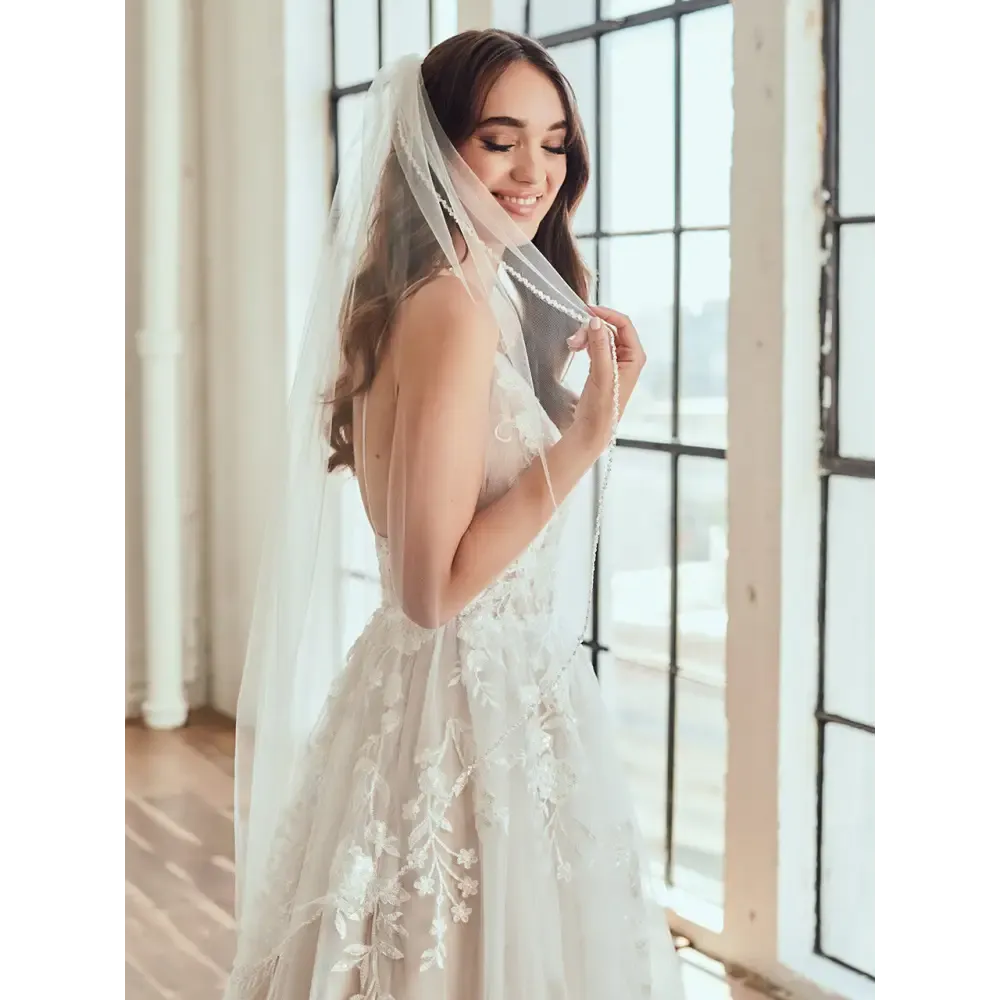 Bridal Veil | V2380SF
