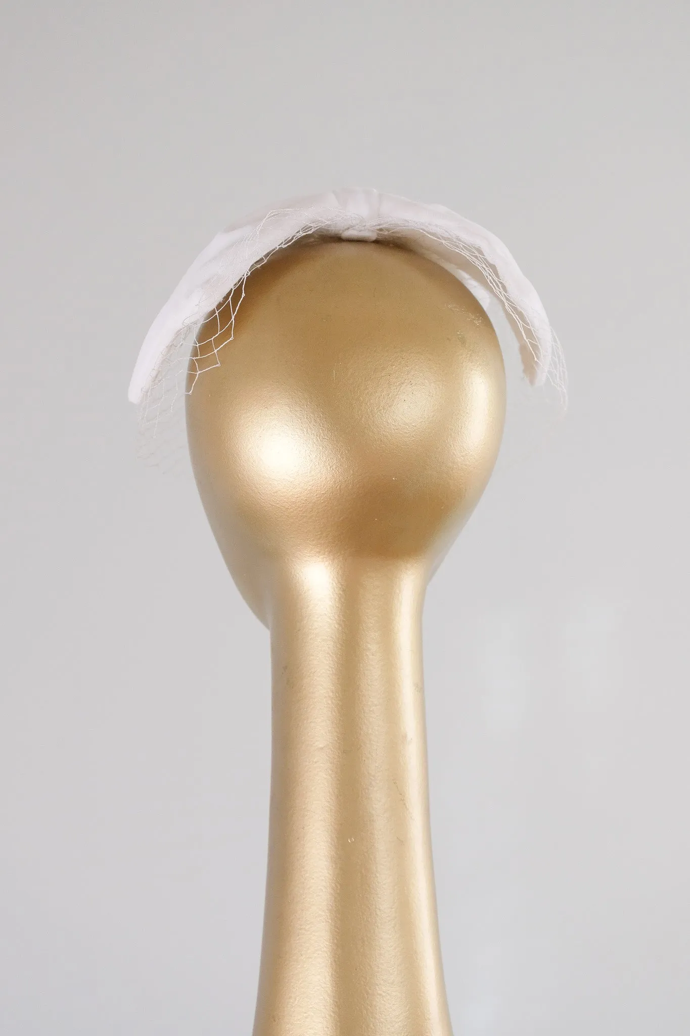 Chic 1960's Big Velvet Bow Birdcage Wedding Veil Headpiece / OS