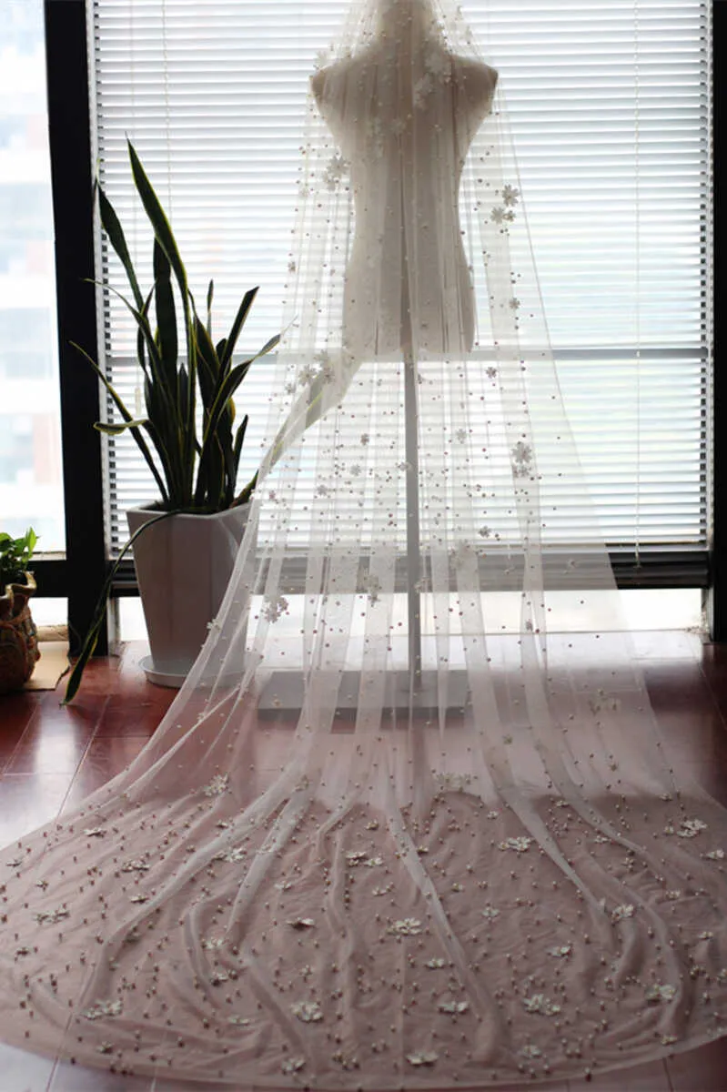 Dreamy Mesh Flower & Pearl Long Bridal Veil