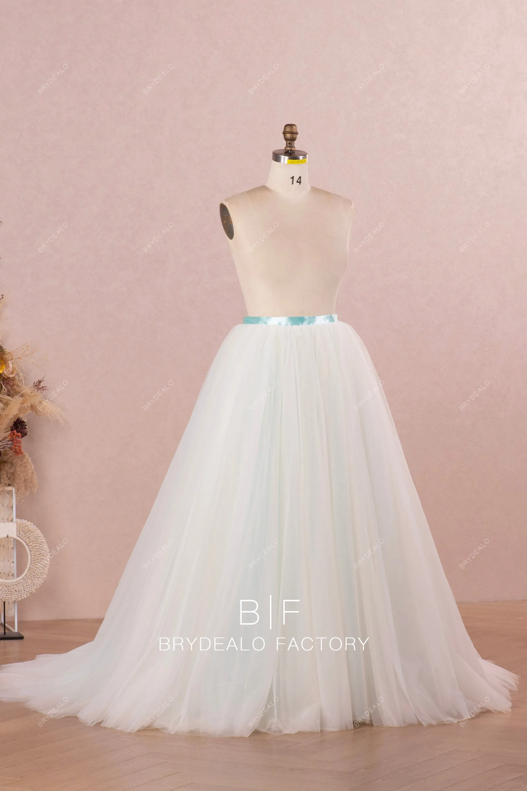 Elegant Long Ice Blue Puffy Tulle Bridal Skirt