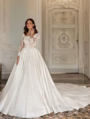 Elegant Long-Sleeved White Wedding Dress Elegant Long-Sleeved White Wedding Dress
