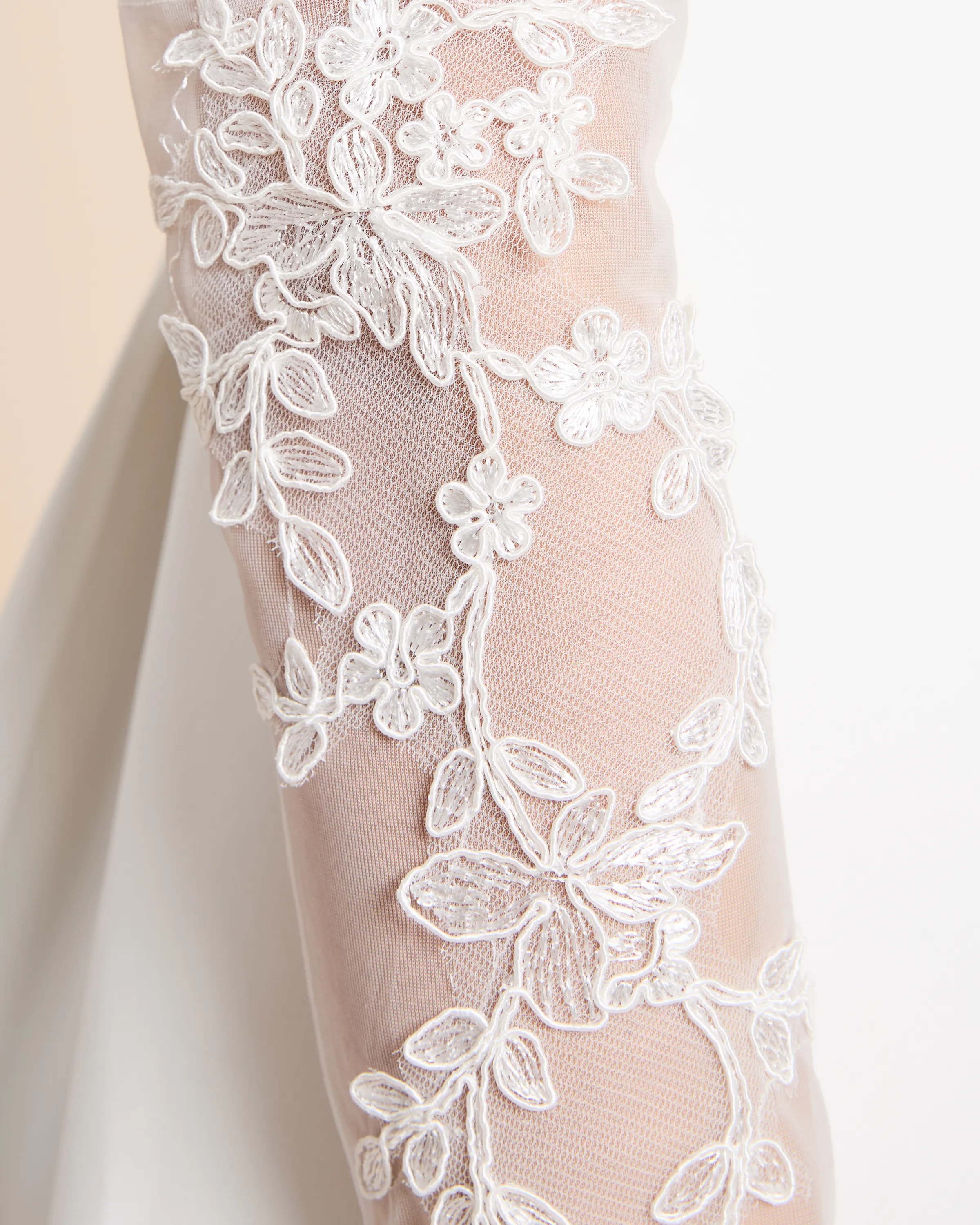 Lace Applique Long Bridal Gloves