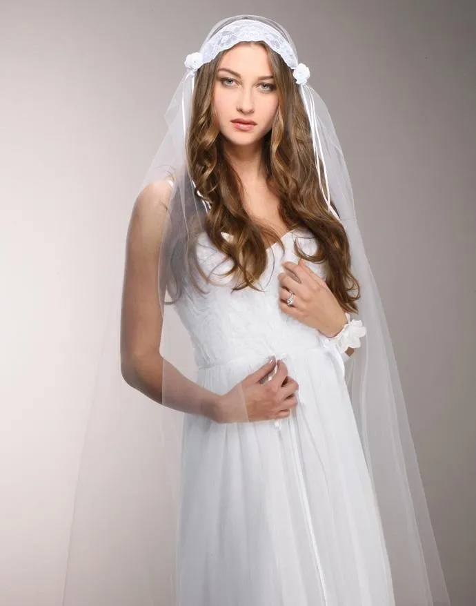 Lovely Vintage Couture Juliet Cap Bridal Veil with Rosebuds
