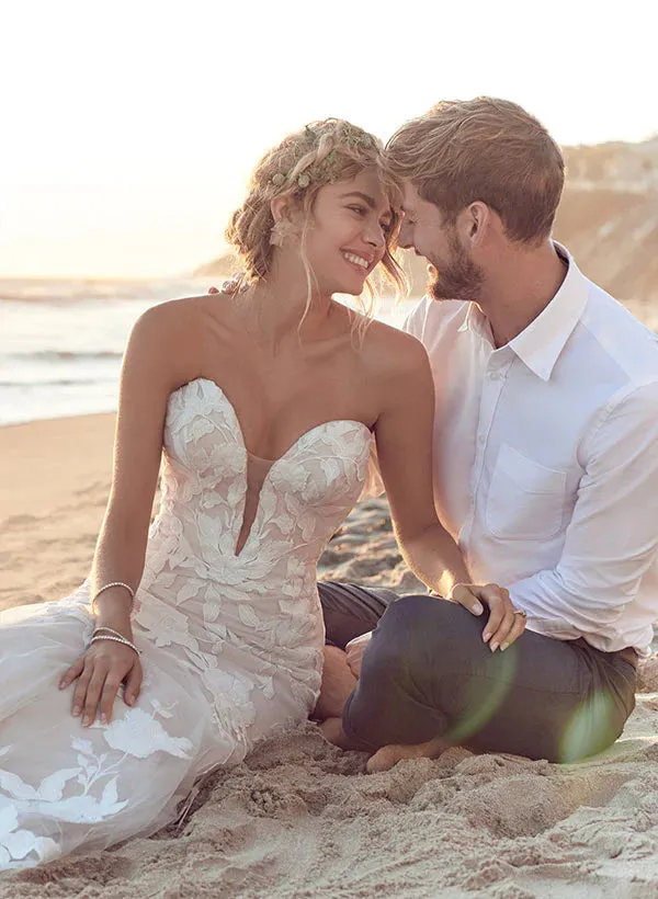 Luolandi Sweetheart Sleeveless Sweep Train Lace Mermaid Wedding Dresses Off Shoulder Floor Length Without Wedding Veil