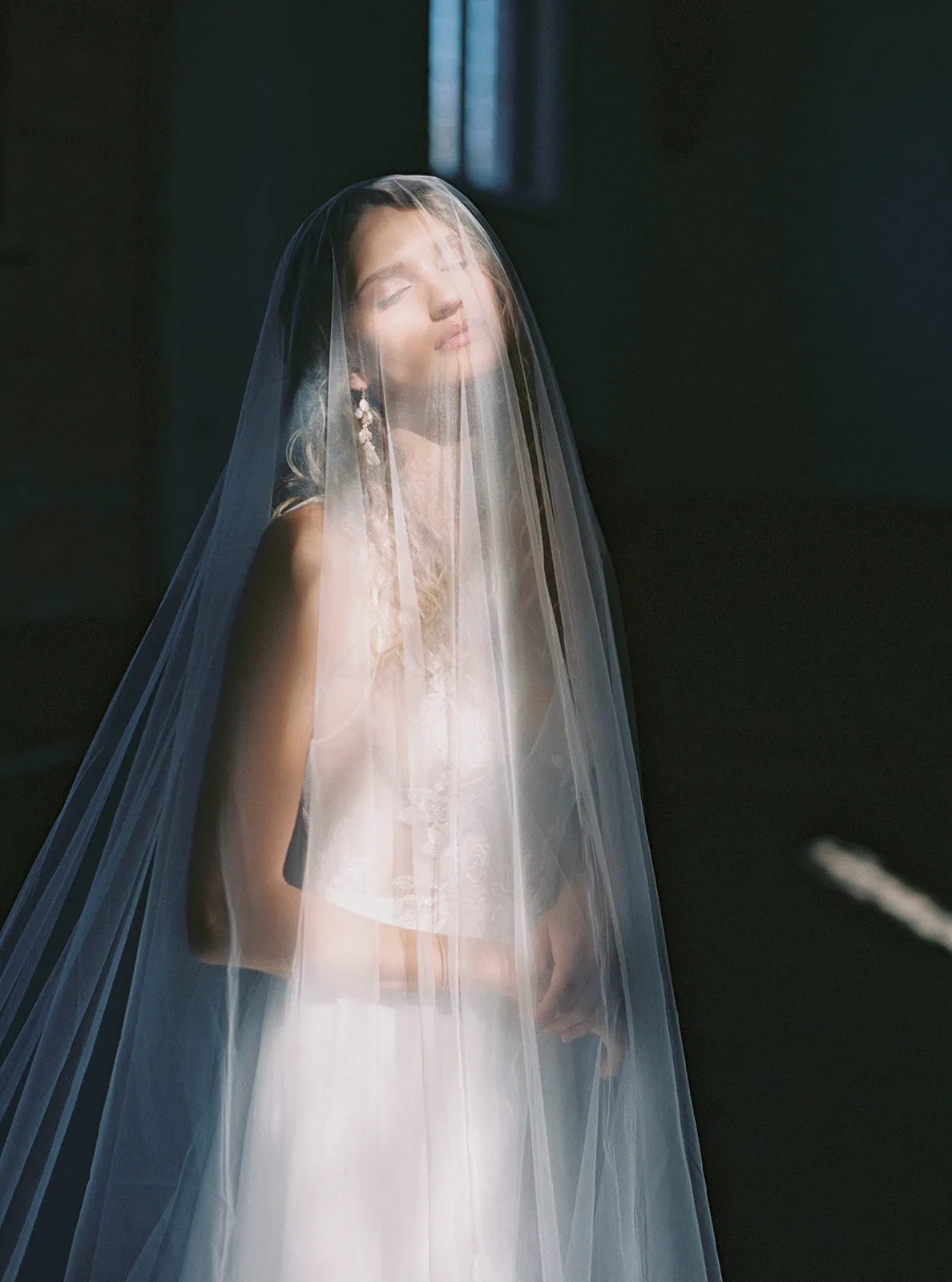 MIRAGE | Sheer Drop Veil