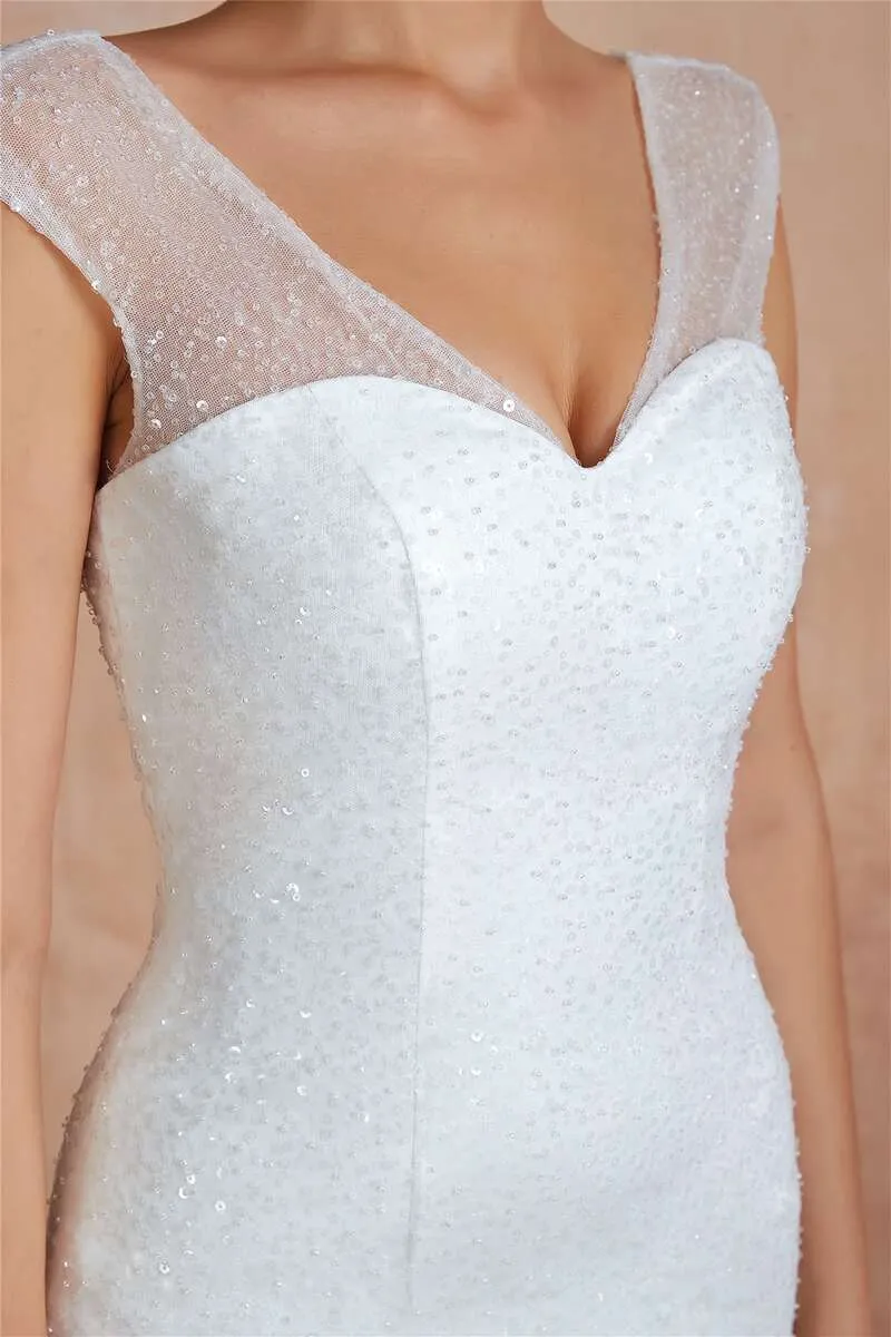 Multi-Tiered Lace-Up Trumpet Wedding Dress with Sweep Train