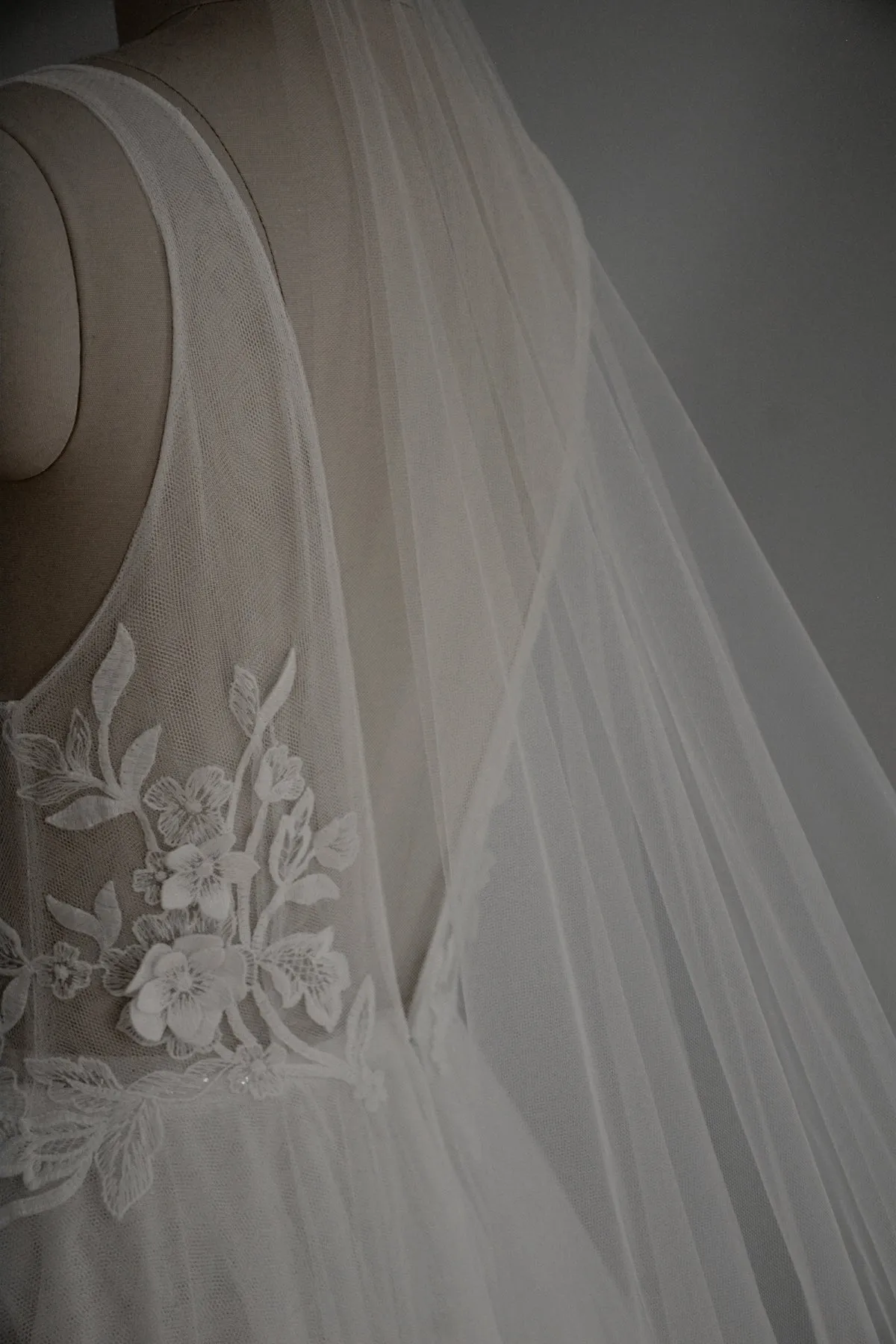 PAIGE | Ultra Sheer Wedding Veil