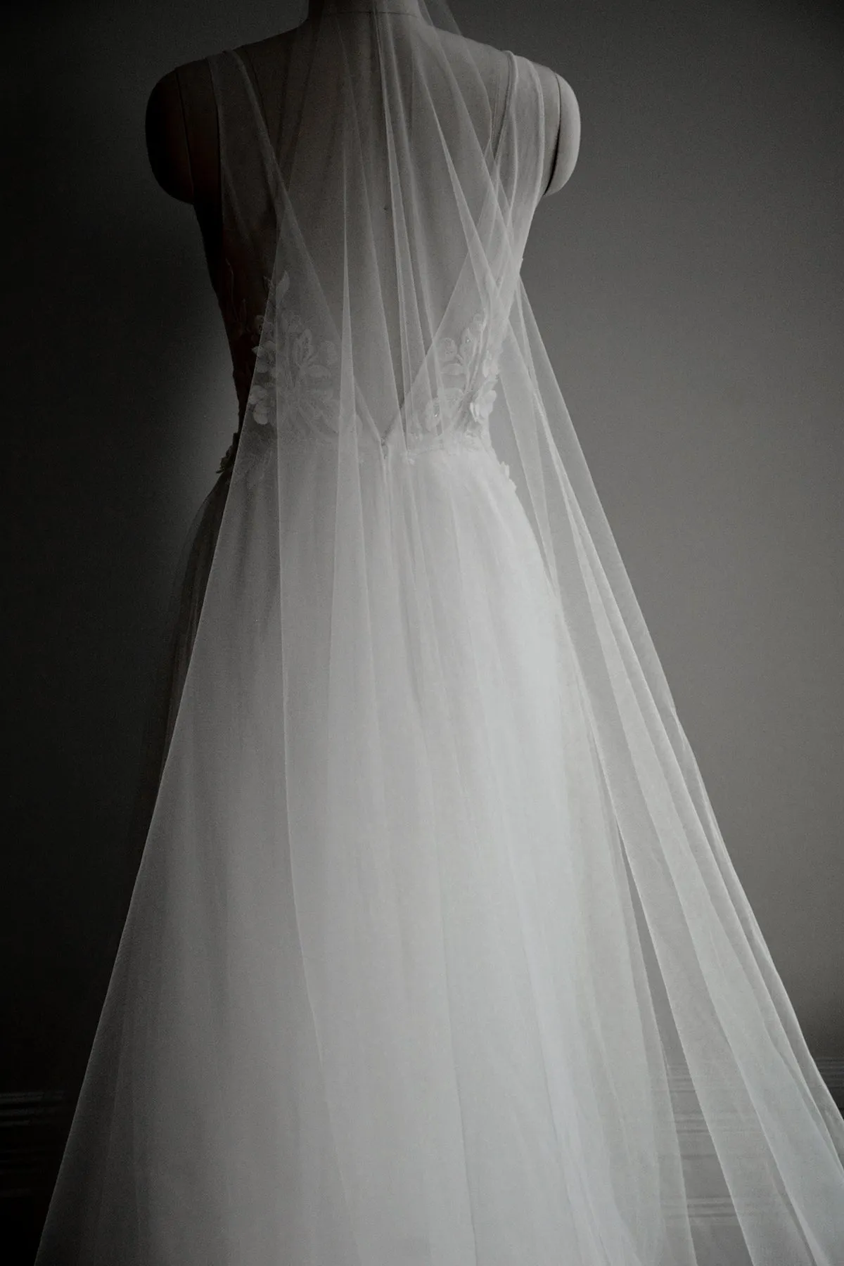 PAIGE | Ultra Sheer Wedding Veil