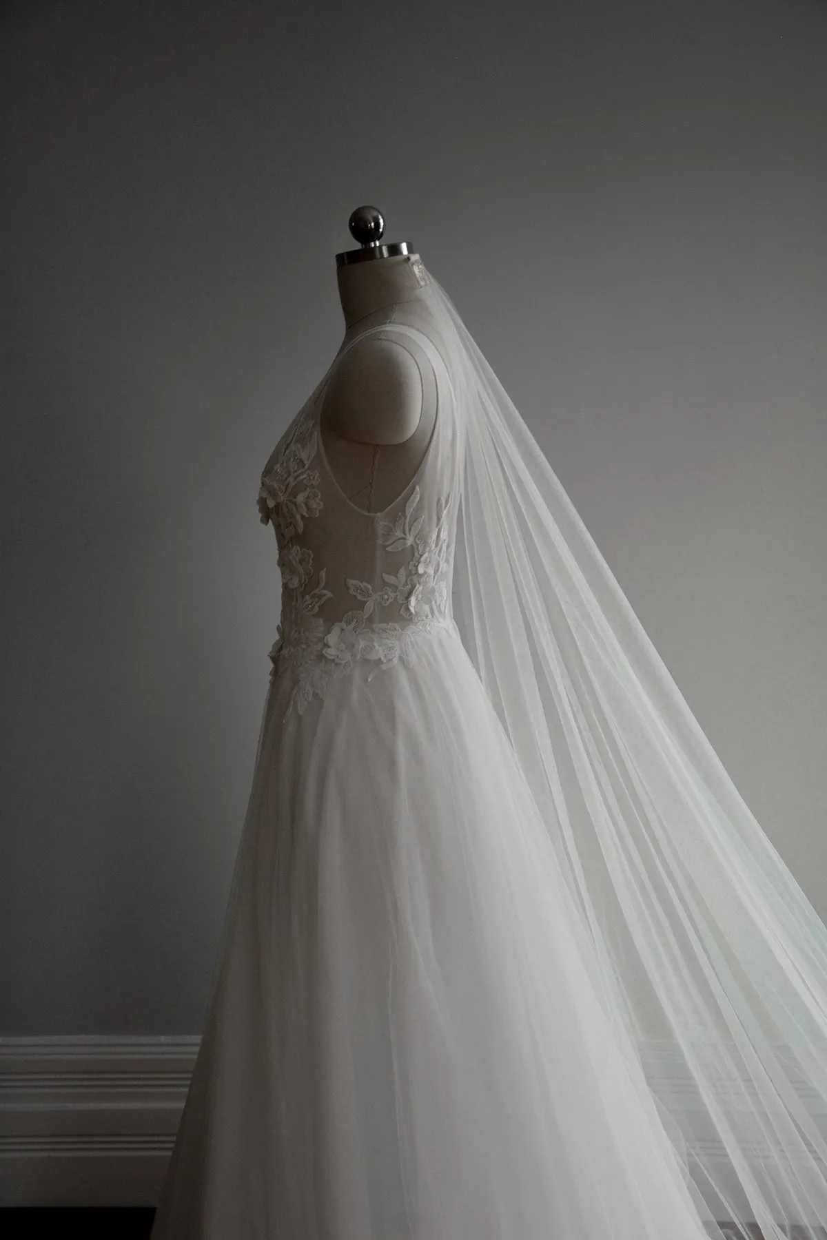PAIGE | Ultra Sheer Wedding Veil
