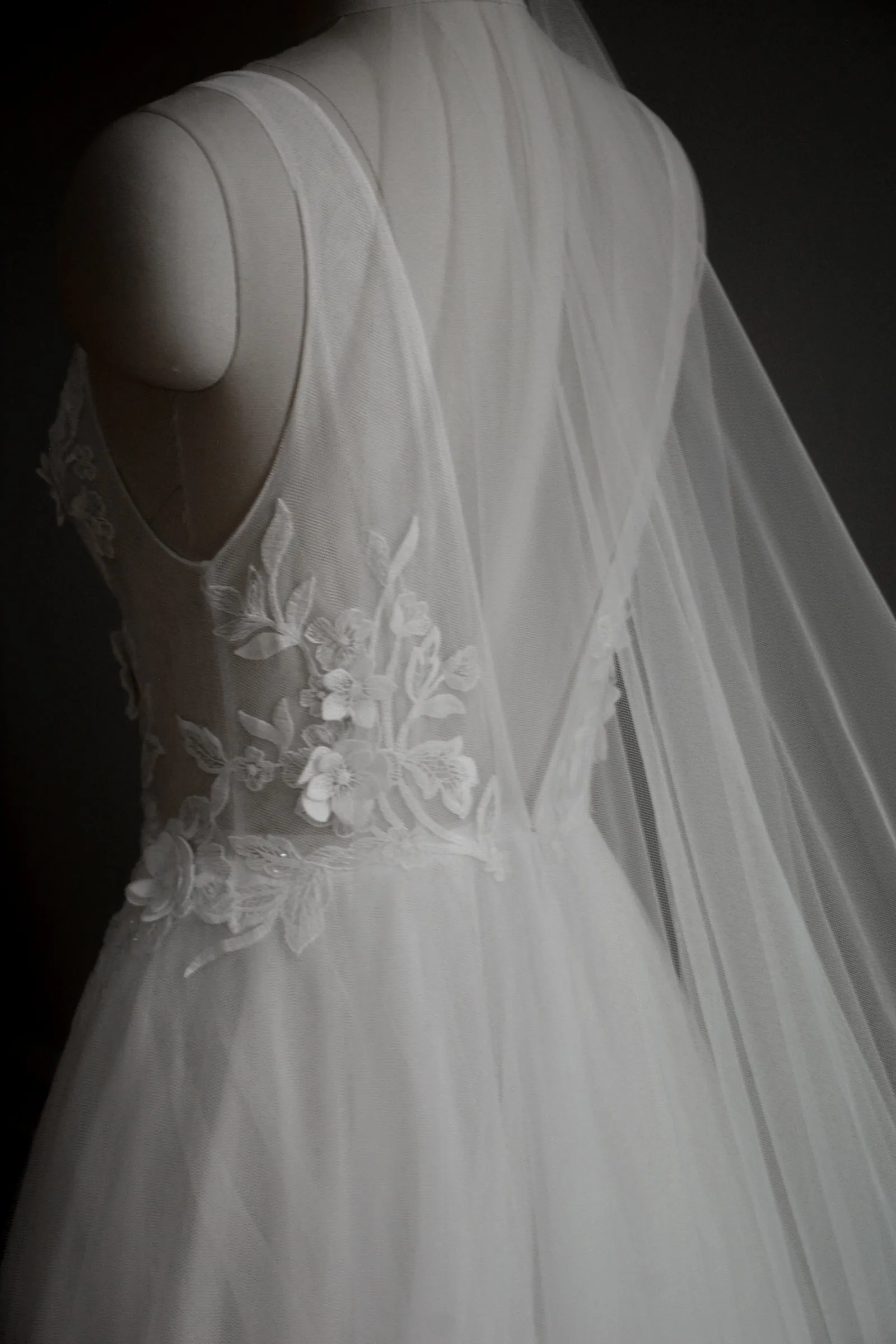 PAIGE | Ultra Sheer Wedding Veil