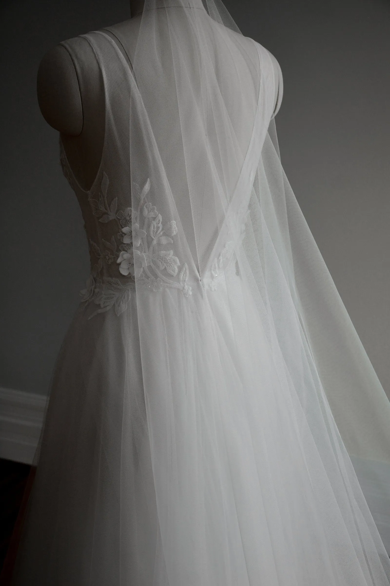 PAIGE | Ultra Sheer Wedding Veil