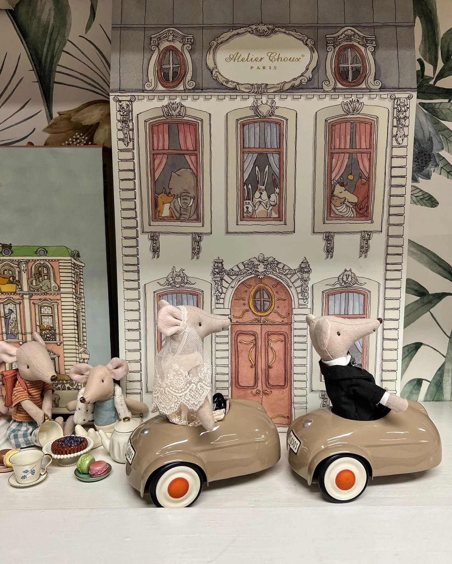 Wedding Mice Couple in Box