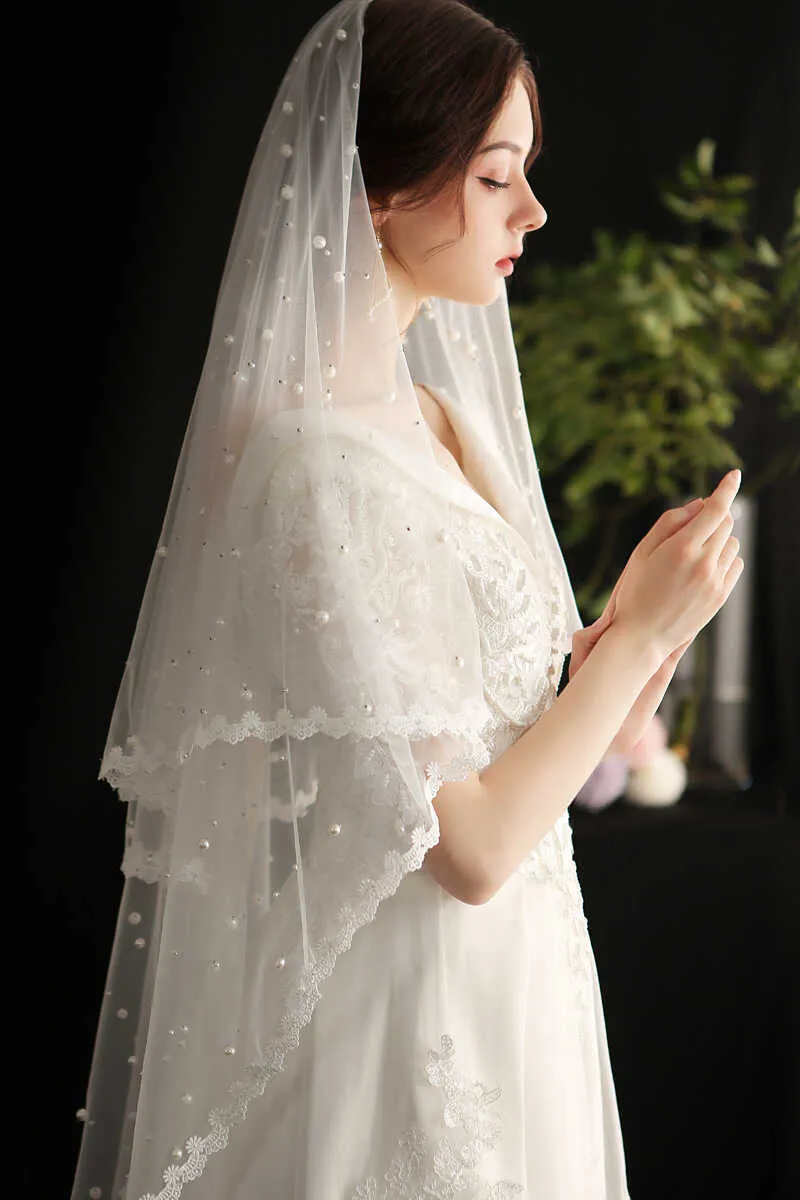 White Mesh and Lace Pearl Bridal Veil