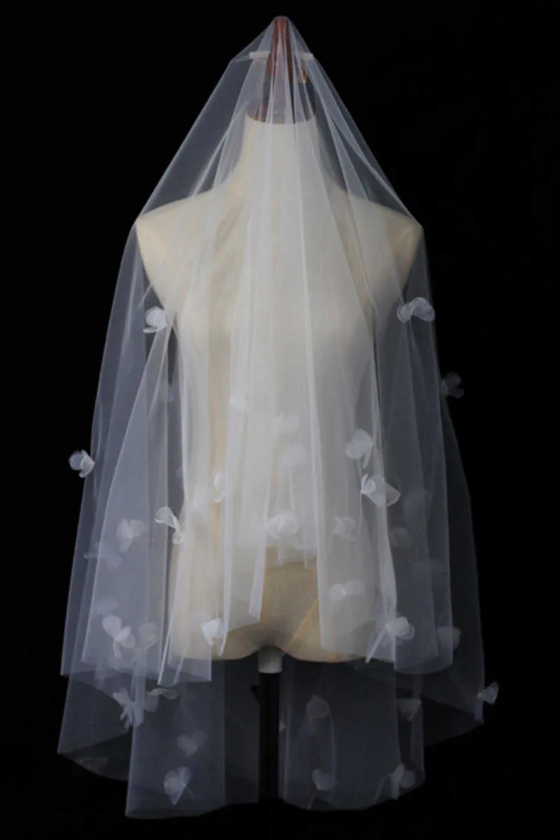 White Mesh Flower Bridal Veil with Hair Comb